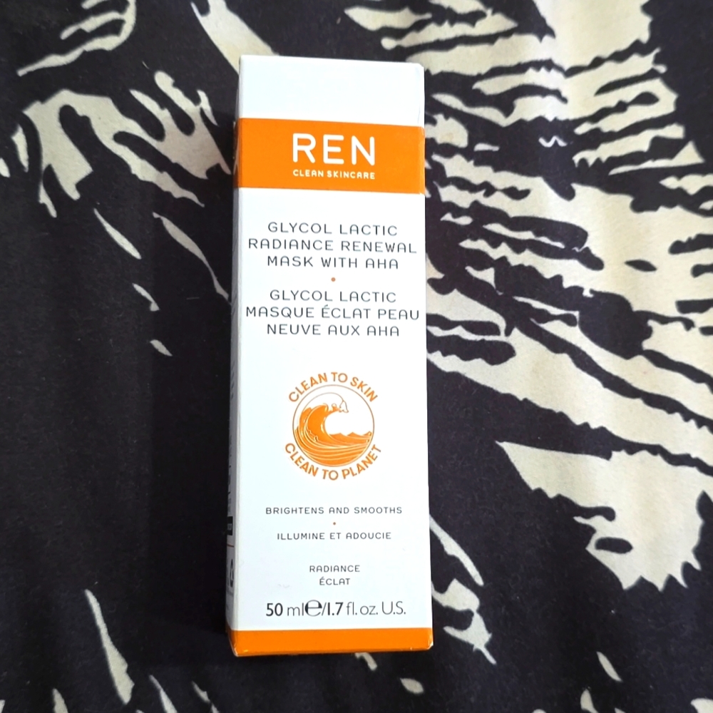 REN Glycol Lactic Mask with AHA
